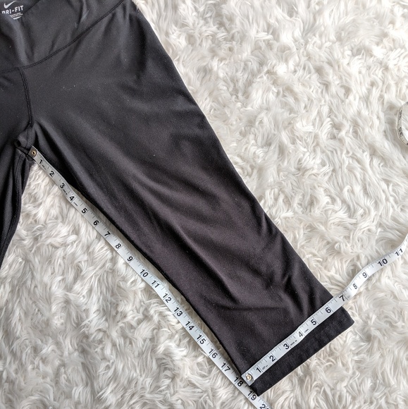 Nike Dri-Fit Capri Leggings - Picture 5 of 8